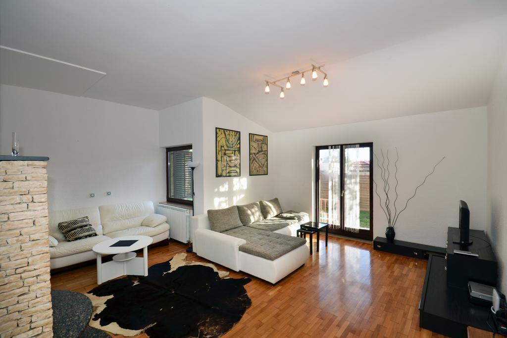 Apartments Jasminka Medulin Room photo